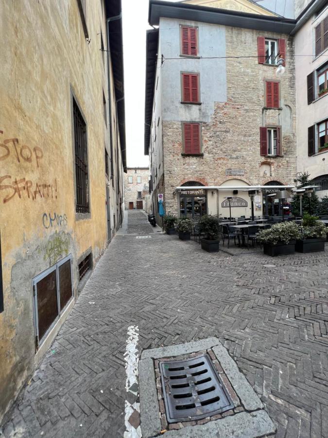 Nur 1 Casa Vacanze Bergamo Esterno foto